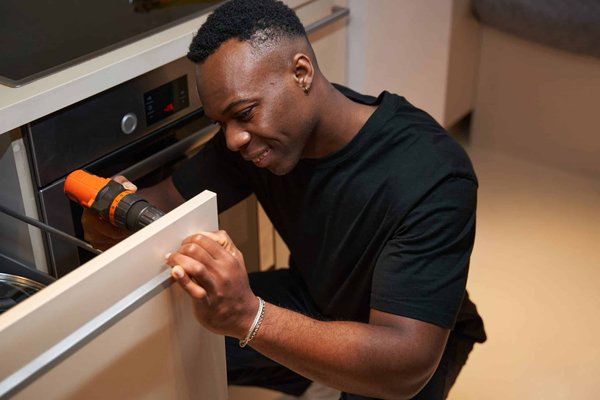 Pourquoi mon chien me suit-il partout ?